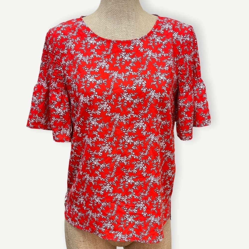 French CONNECTION red floral flutter sleeve‎ top
